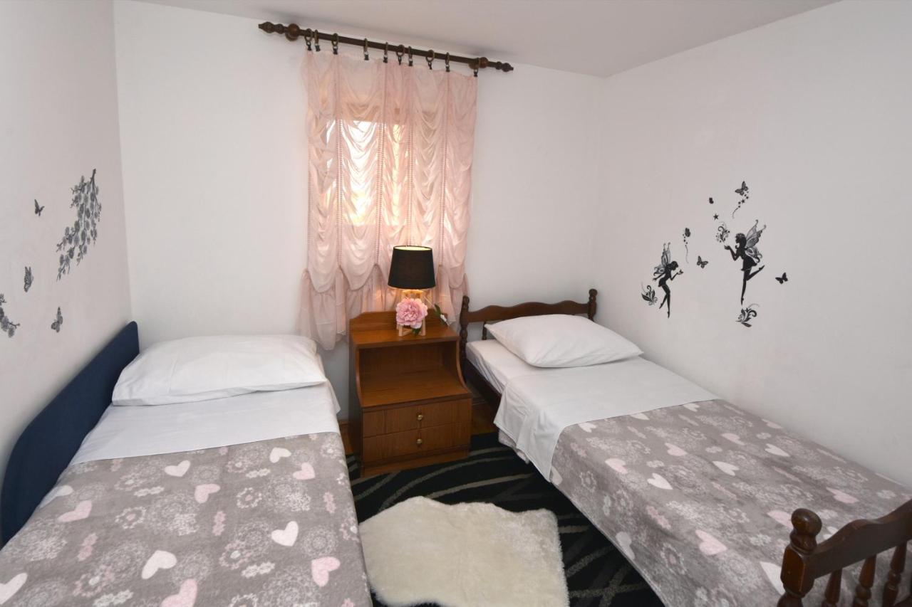 Sendy Holiday Home Ražanac Zewnętrze zdjęcie