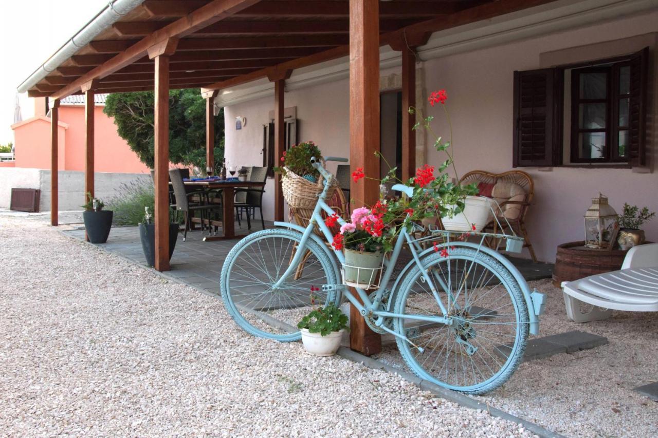 Sendy Holiday Home Ražanac Zewnętrze zdjęcie