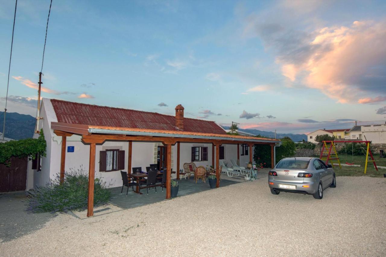 Sendy Holiday Home Ražanac Zewnętrze zdjęcie